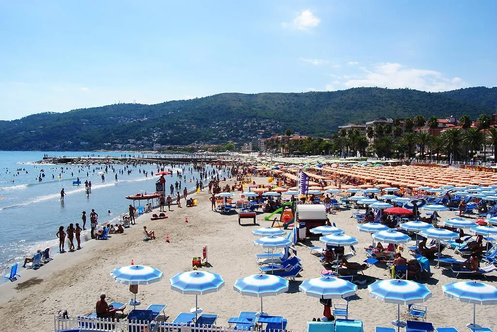 Terry Apartment Marina dʼMarina dʼAndora Italien